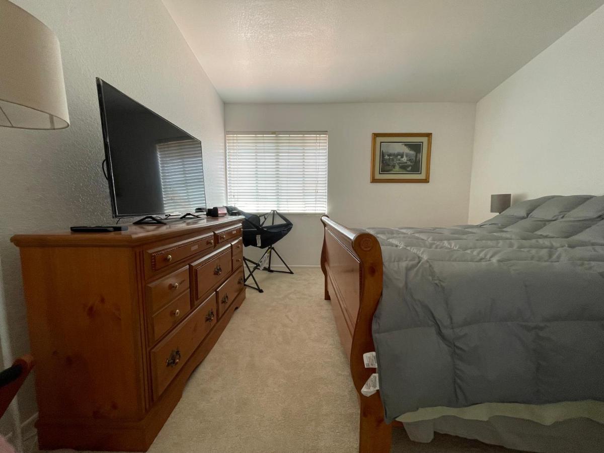 Apartmán Ploy Monterey Park Exteriér fotografie