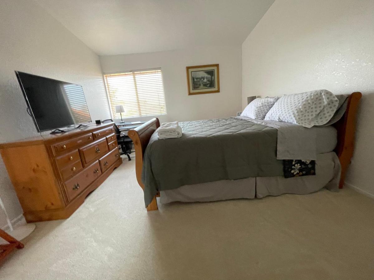 Apartmán Ploy Monterey Park Exteriér fotografie